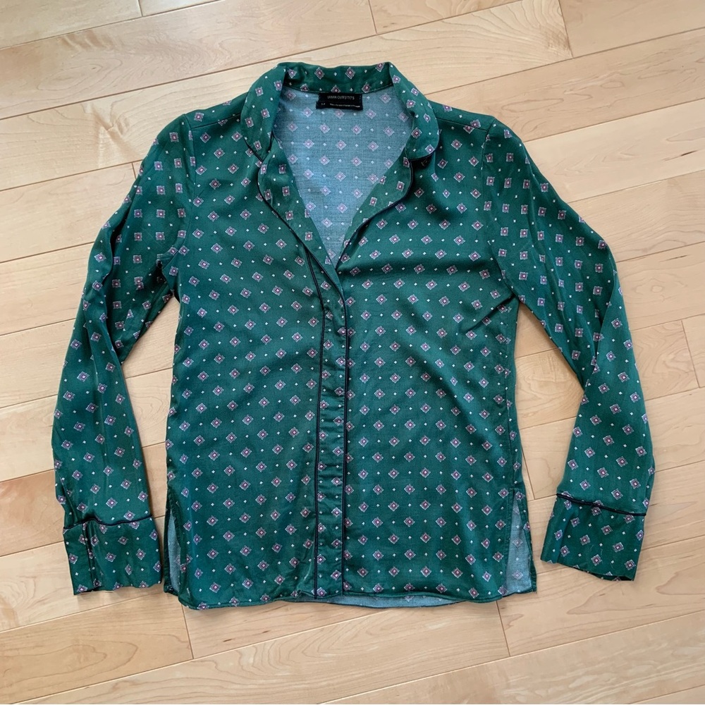 Dark green patterned ‘silk’ blouse - Urban Outfitters Size Small